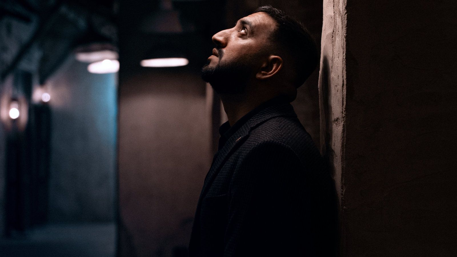 Mirza Nani's Midnight music video